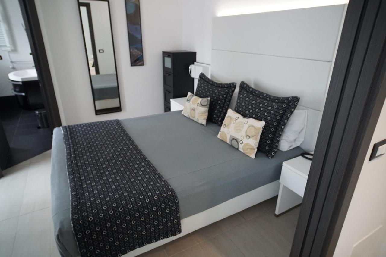 Hotel Rossini 4S Lignano Sabbiadoro Eksteriør billede