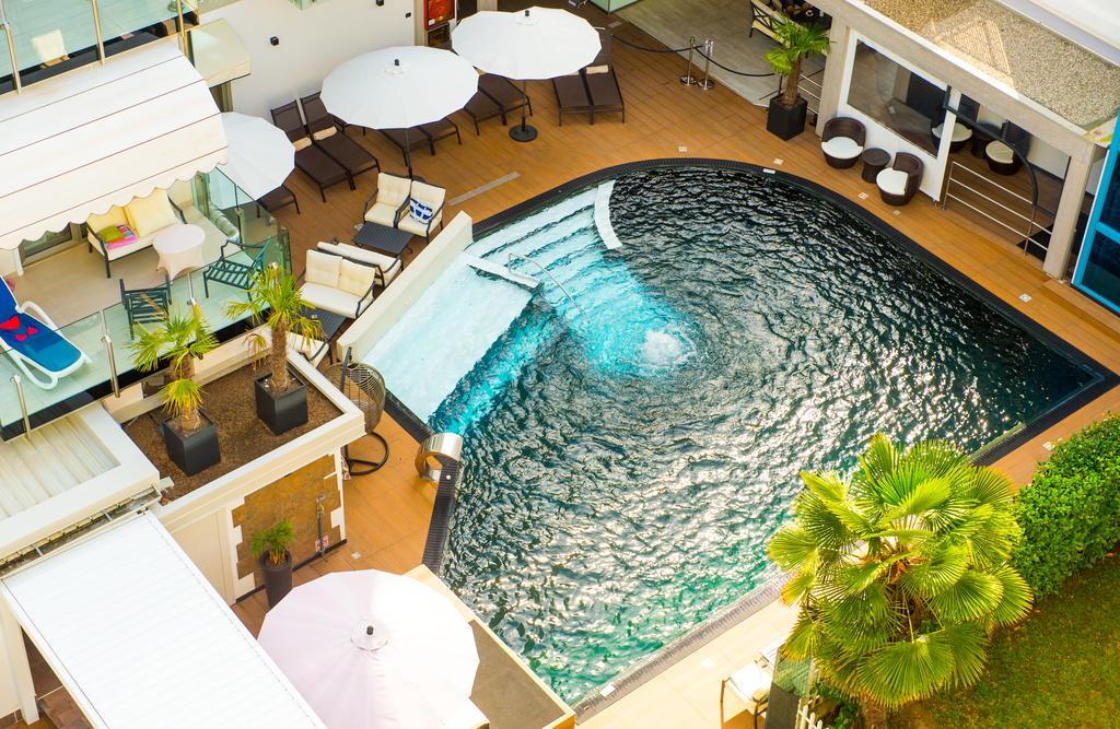 Hotel Rossini 4S Lignano Sabbiadoro Eksteriør billede