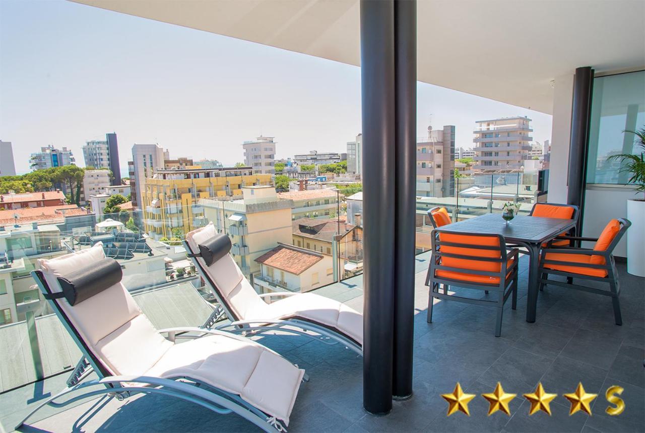 Hotel Rossini 4S Lignano Sabbiadoro Eksteriør billede